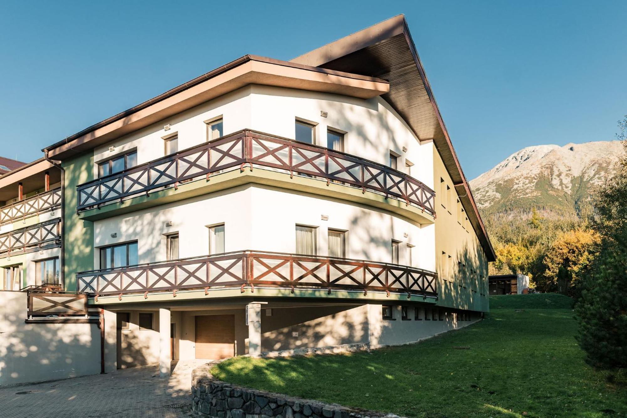 Apartmanovy Dom Familia Smokovec Vysoké Tatry Exteriör bild