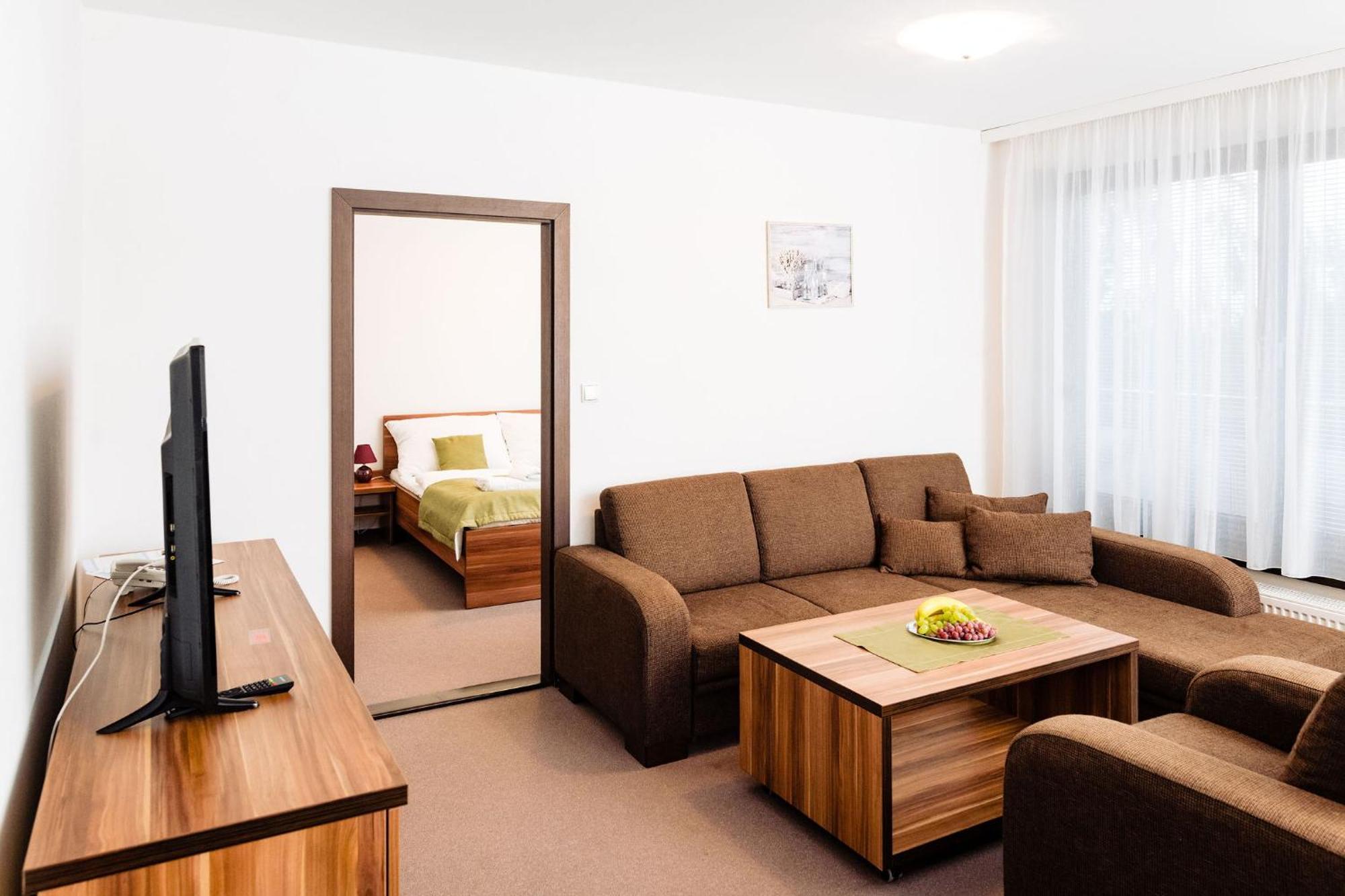 Apartmanovy Dom Familia Smokovec Vysoké Tatry Exteriör bild